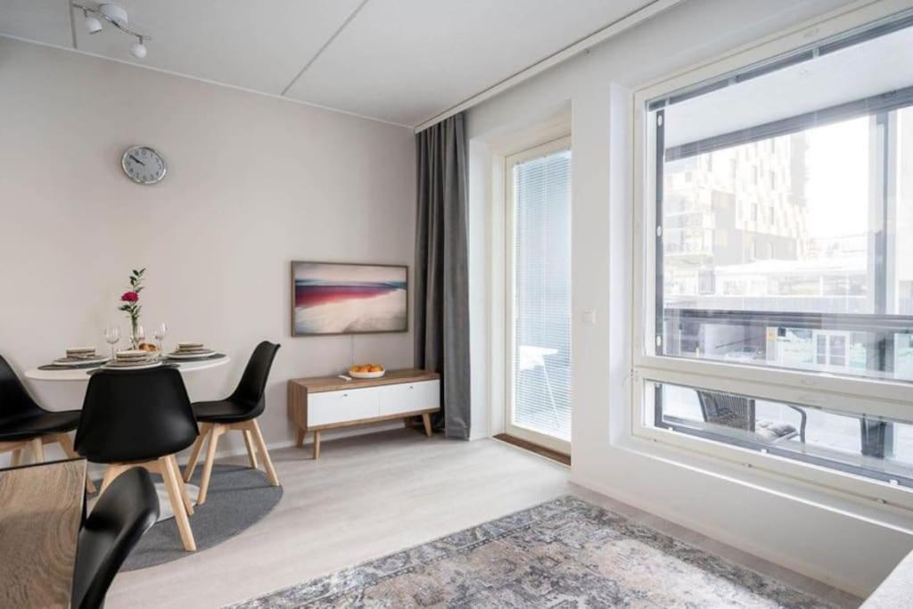 Apartment Near The Train Station, Free Parking &Netflix Kuopio Esterno foto